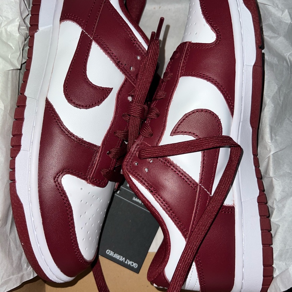 Nike low dunk size 8.5! Men